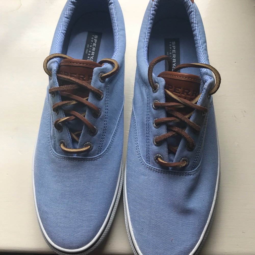 SPERRY brand NEW! Chambray in size 12! Mint
